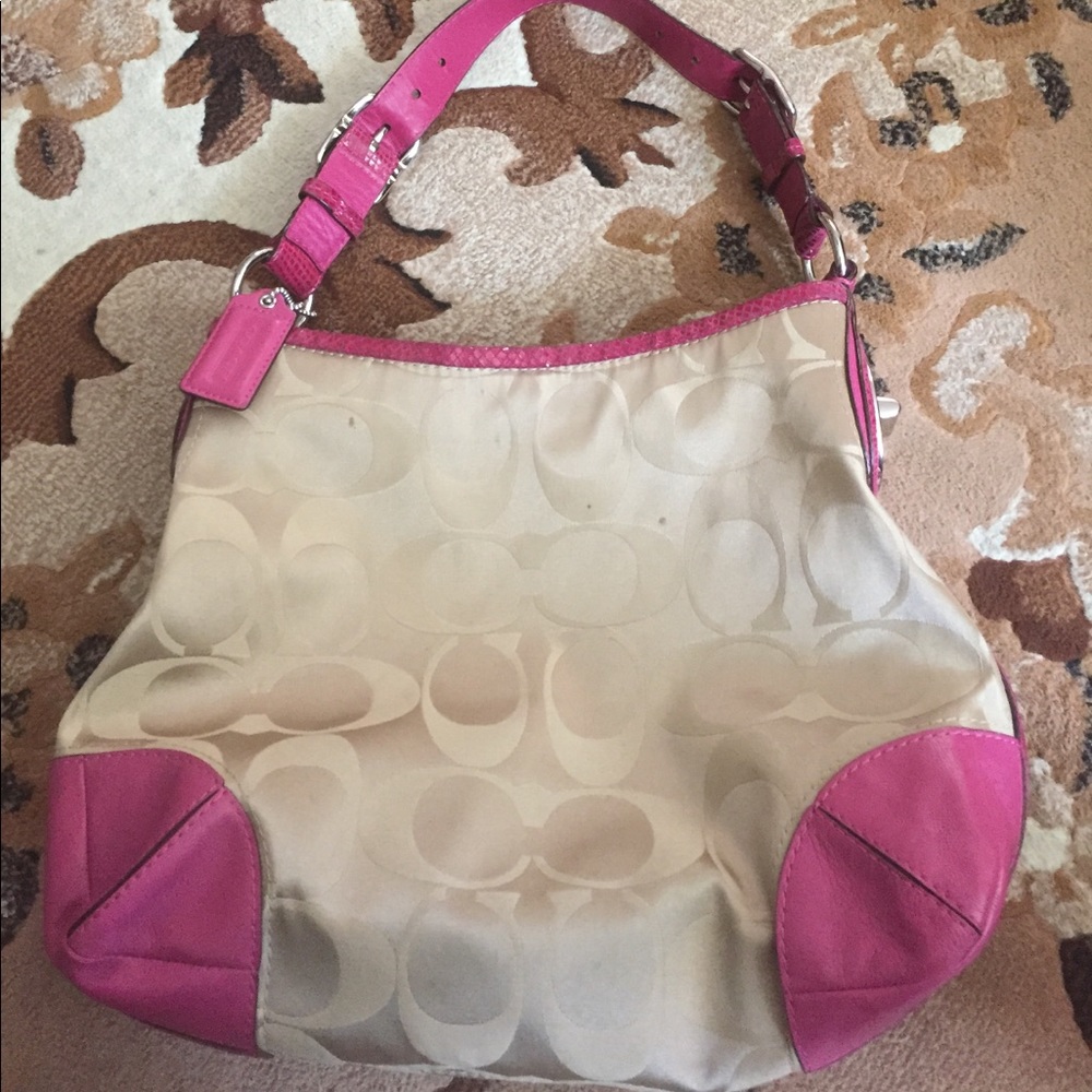 COPY - Coach purse.